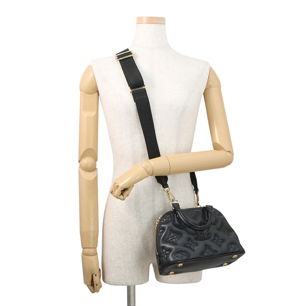 Louis Vuitton Bubble Glam Alma Soft BB 2-Way Shoulder Bag Black — view 4