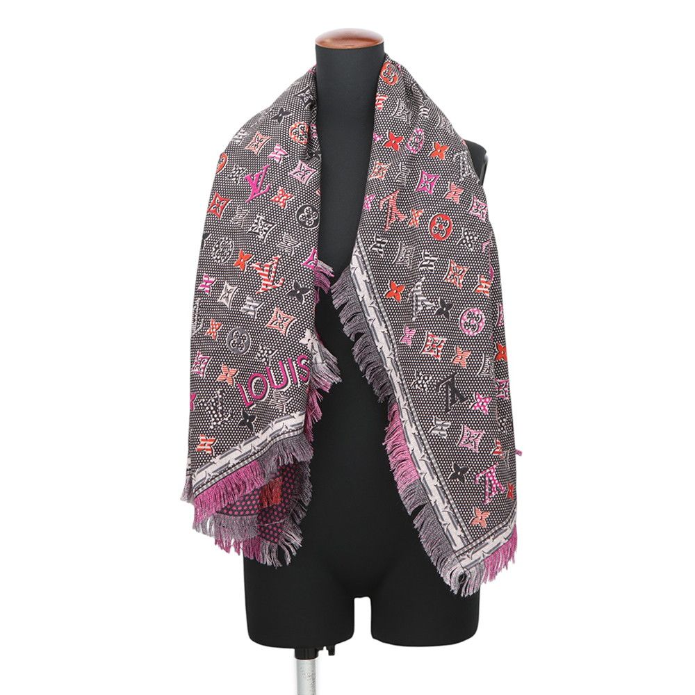 Louis Vuitton Shawl Pop Monogram Wool Scarf — view 3
