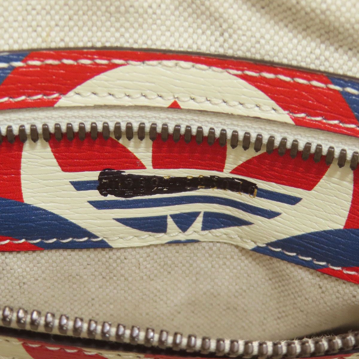 Gucci Adidas Collaboration 2-Way Handbag Leather — view 8