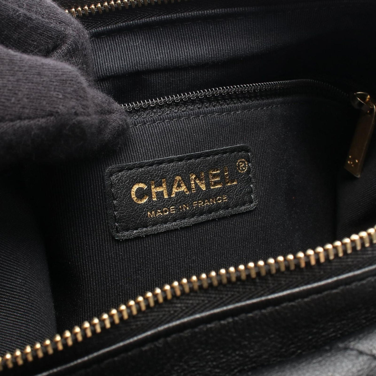 Chanel Shoulder Bag Quilted Hobo Black Lambskin — view 4
