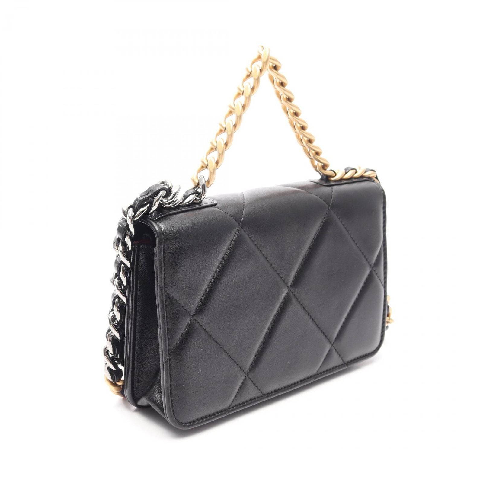 Chanel Shoulder Bag 19 Dizeneuf Quilted 2-Way Black Lambskin 19 Chain Wallet — view 2