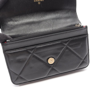 Chanel Shoulder Bag 19 Dizeneuf Quilted 2-Way Black Lambskin 19 Chain Wallet — view 4