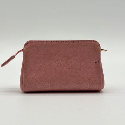 Chanel Large Pouch CC Logo Pink Leather Gold — view 2