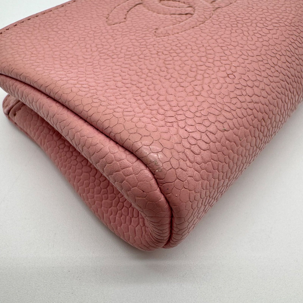 Chanel Large Pouch CC Logo Pink Leather Gold — view 7