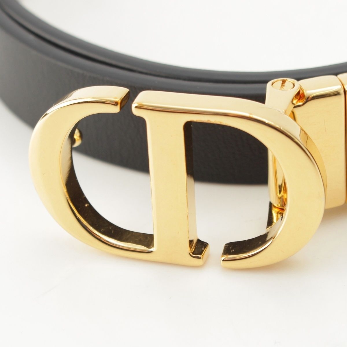 Dior CD Logo 30 Toronto Montaigne 20 Slim Smooth Calfskin Reversible Belt White — view 3