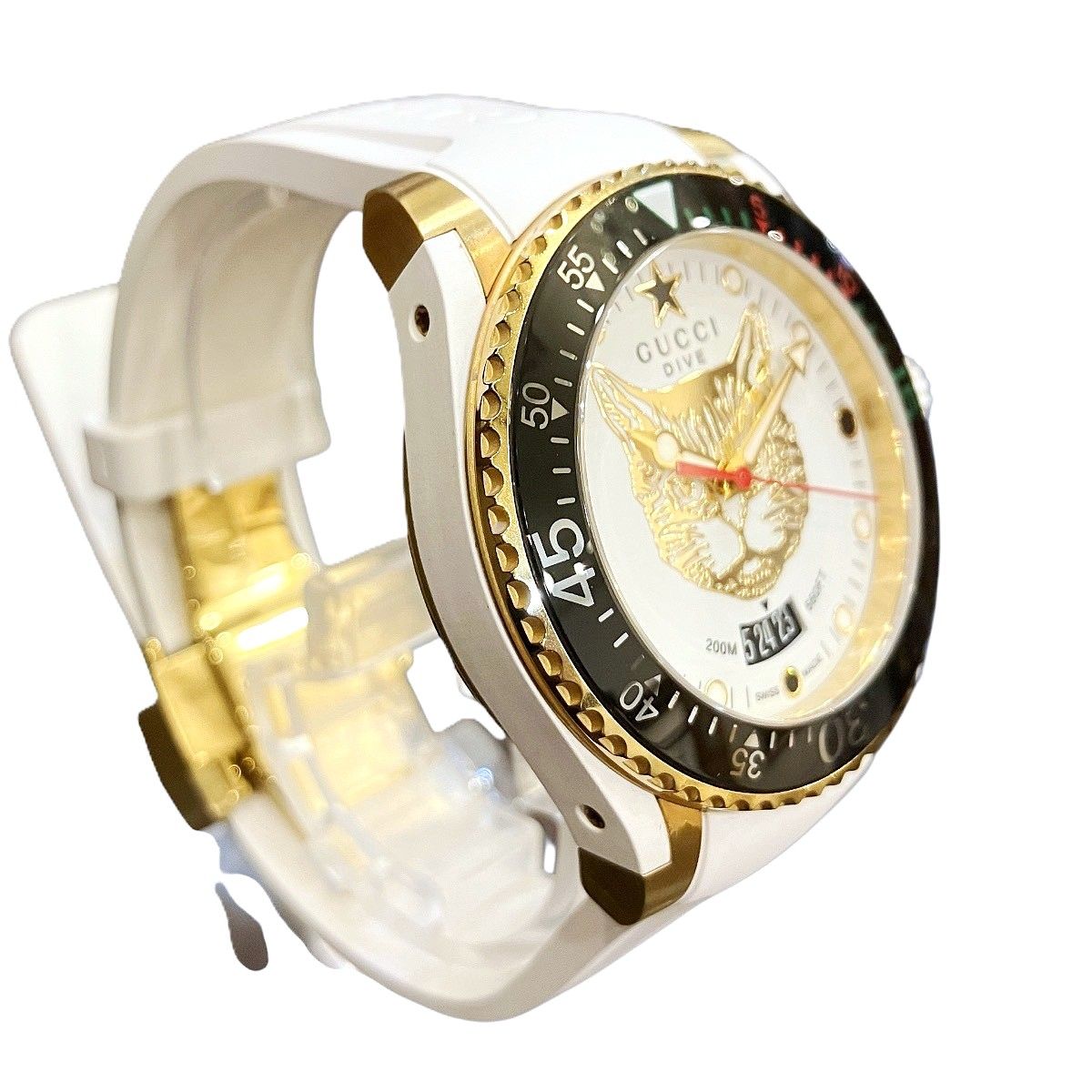 Gucci Dive Mystic Cat Watch SS Rubber Quartz White Gold Dial 136.3 — view 3