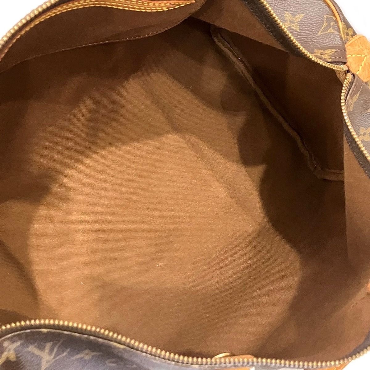Louis Vuitton Speedy 40 Monogram Handbag Canvas — view 5