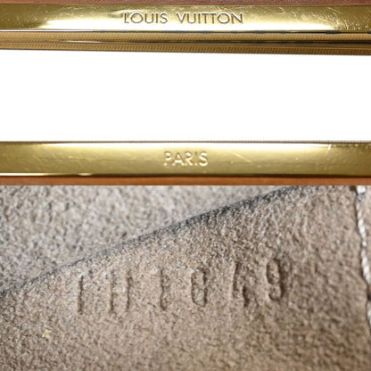 Louis Vuitton Shoulder Bag — view 7