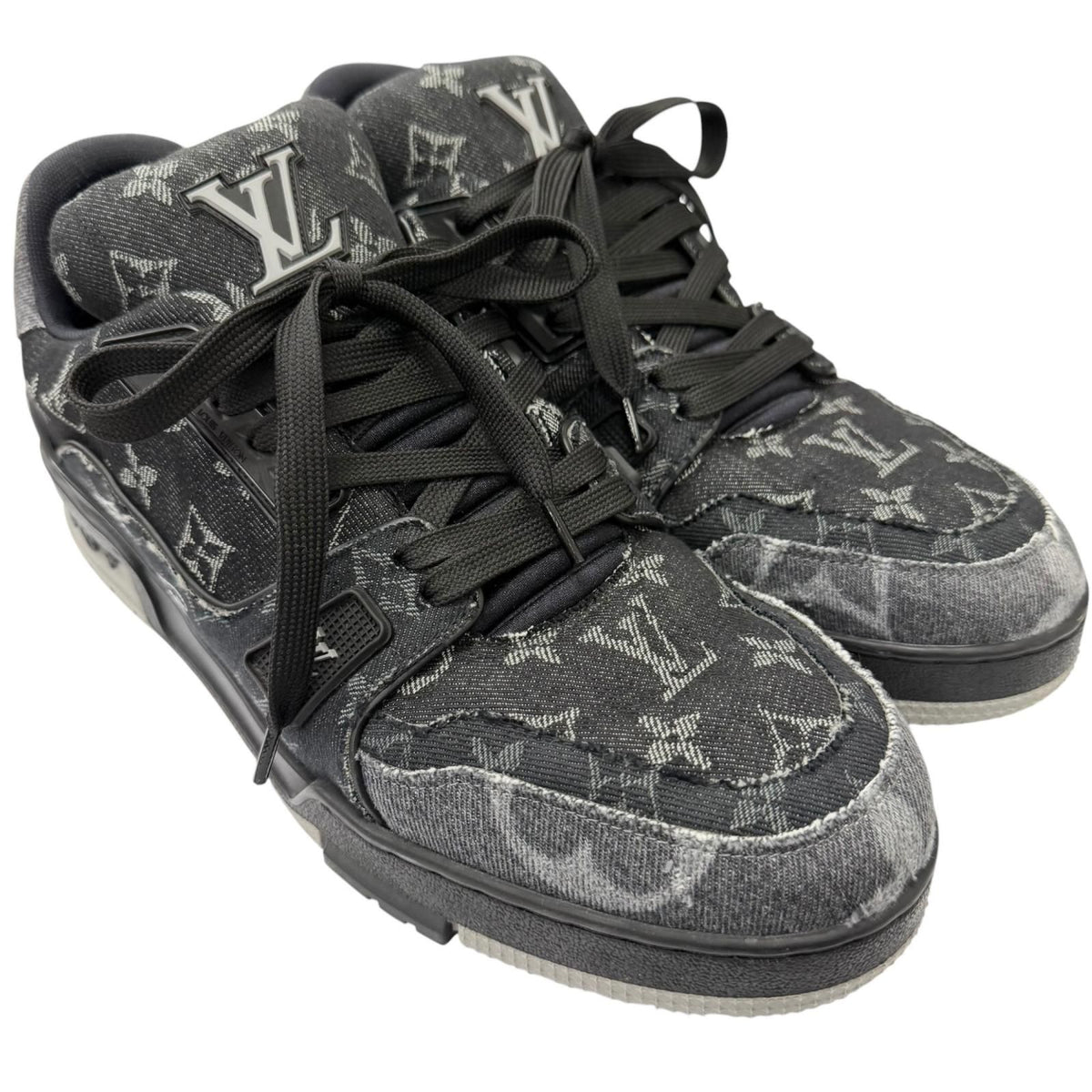 Louis Vuitton LV Trainers Line Monogram Denim Low-Cut Sneakers Black 9.5 — view 2