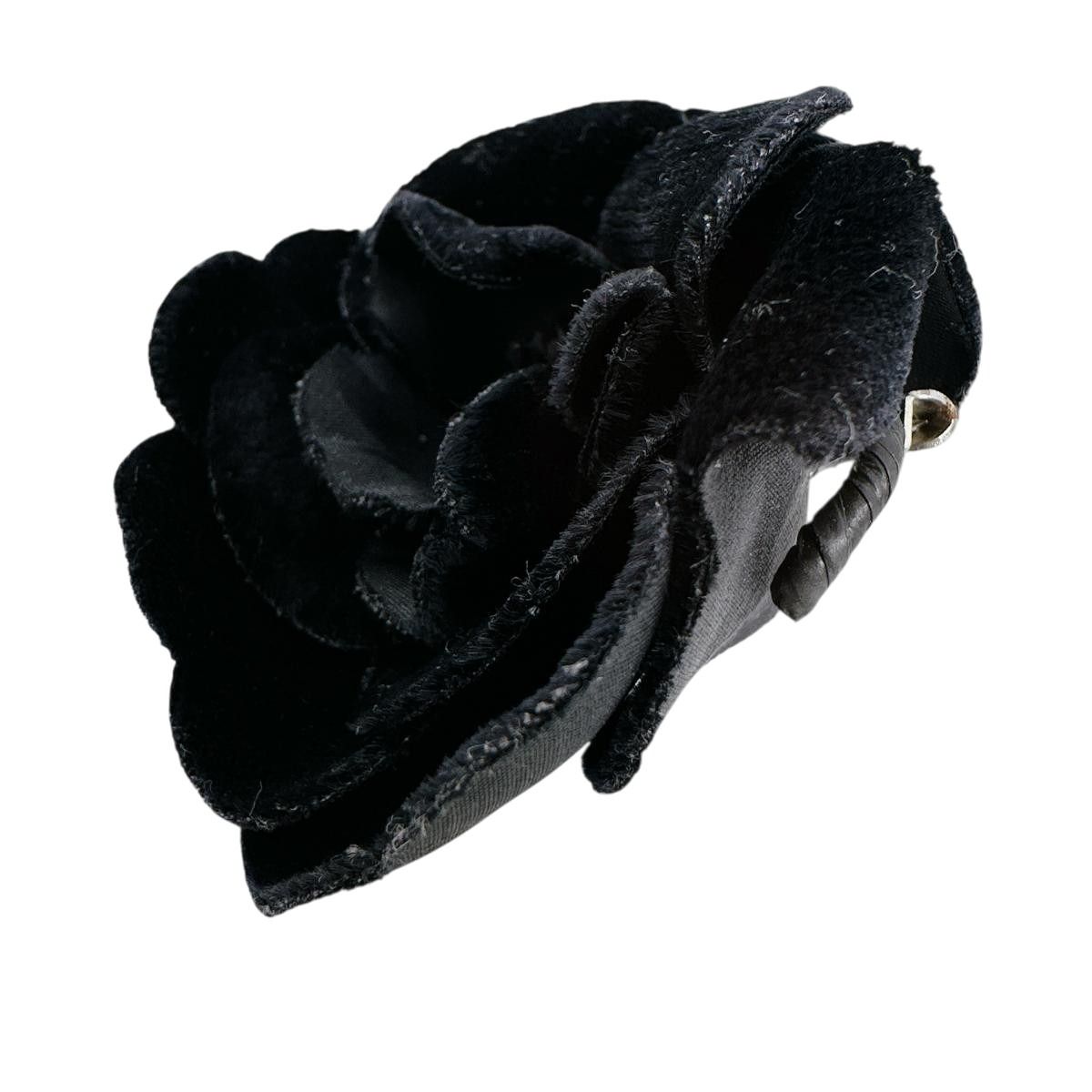 Chanel Camellia Pin Brooch Corsage Black — view 4