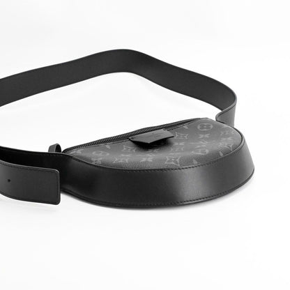 Louis Vuitton Belt Bag Moon — view 5