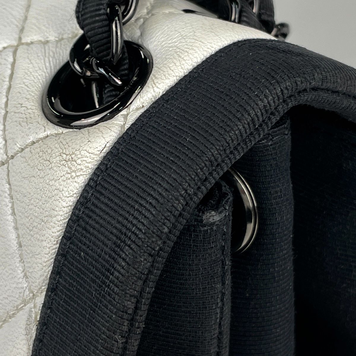 Chanel Single Flap Chain Shoulder Bag Bicolor Leather White — view 8