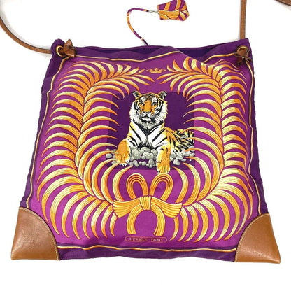 Hermes Shoulder Bag Silk City MM Purple — view 3