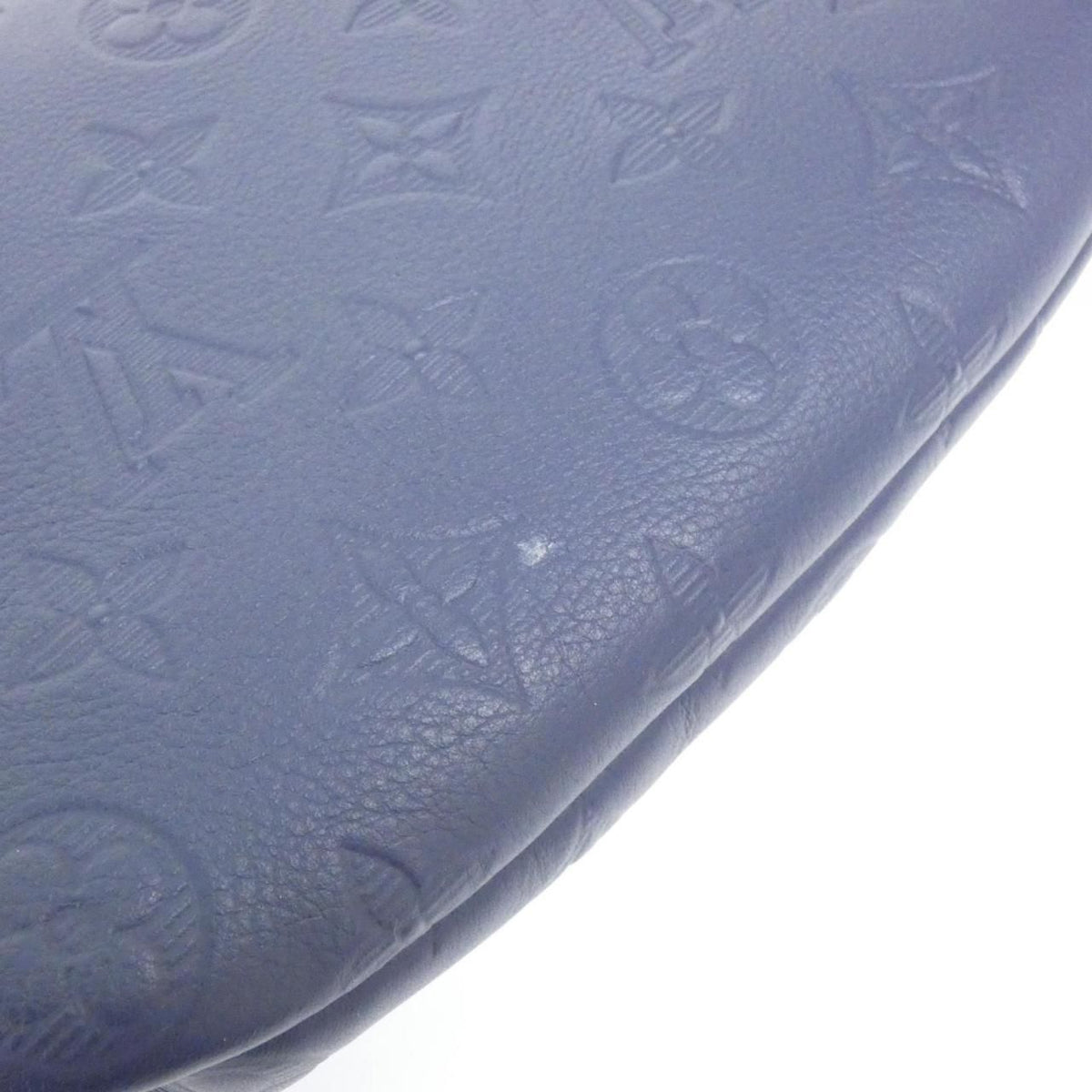 Louis Vuitton Monogram Shadow Rush Bum — view 4