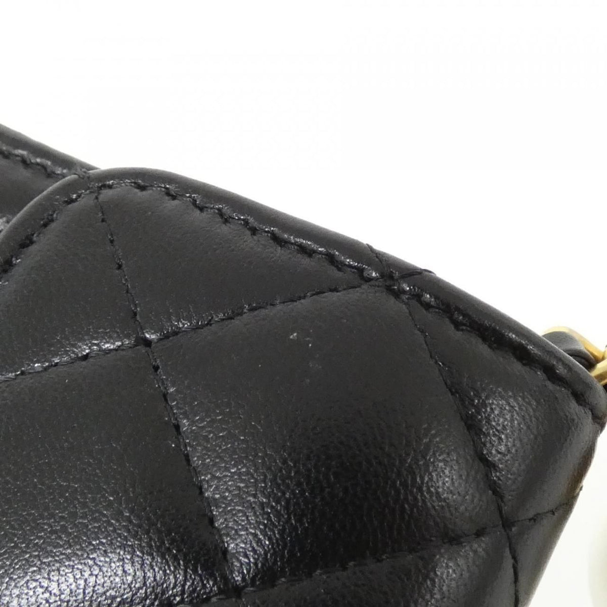 Chanel Chain Clutch Black — view 4