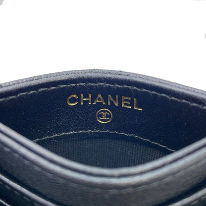 Chanel Card Case Quilted CC Logo — view 5