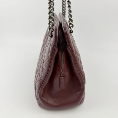 Chanel CC Logo Quilted Chain Shoulder Bag Leather Bordeaux Red Silver Vintage — view 6