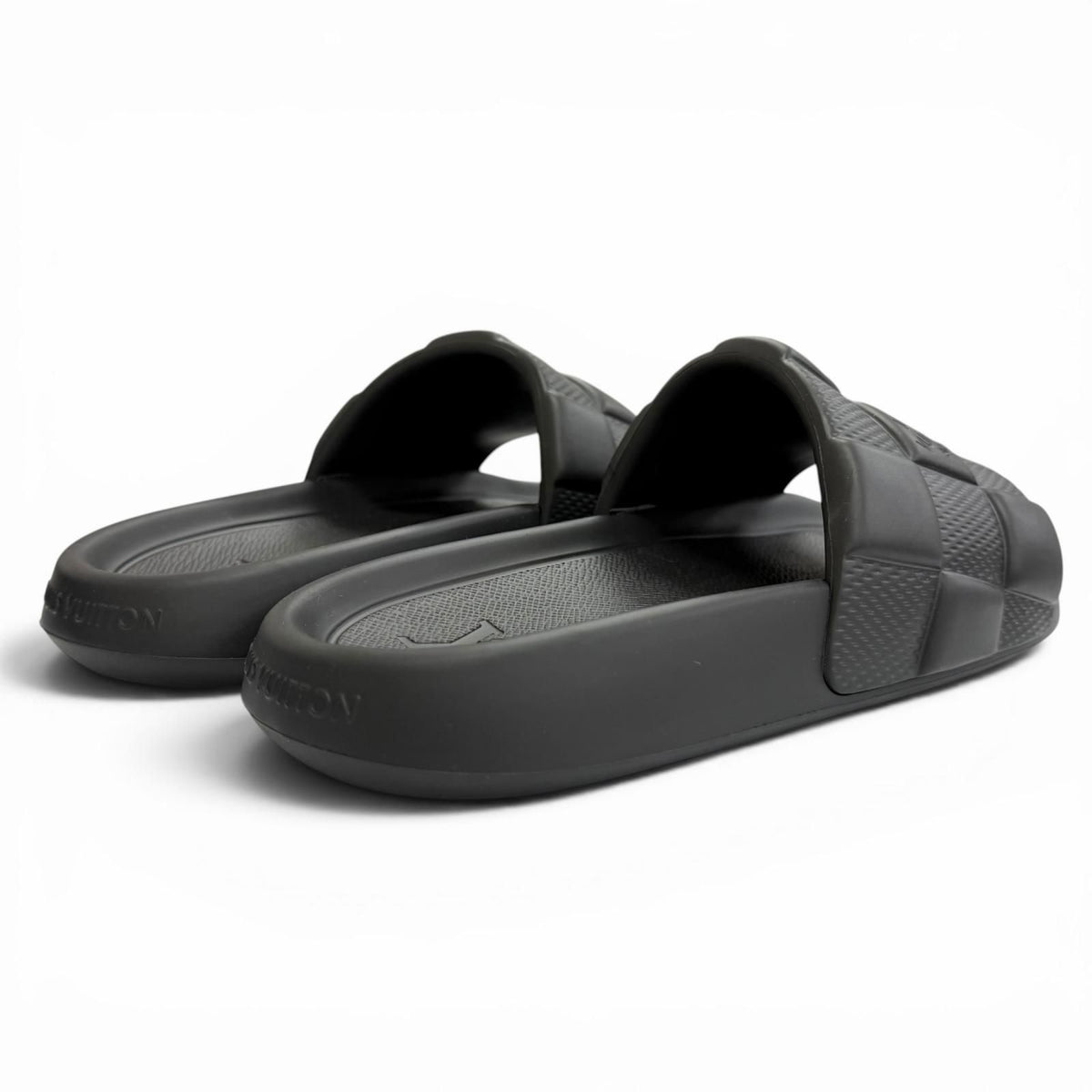 Louis Vuitton LV Waterfront Line Rubber Damier Slide Sandals Black 8 — view 6