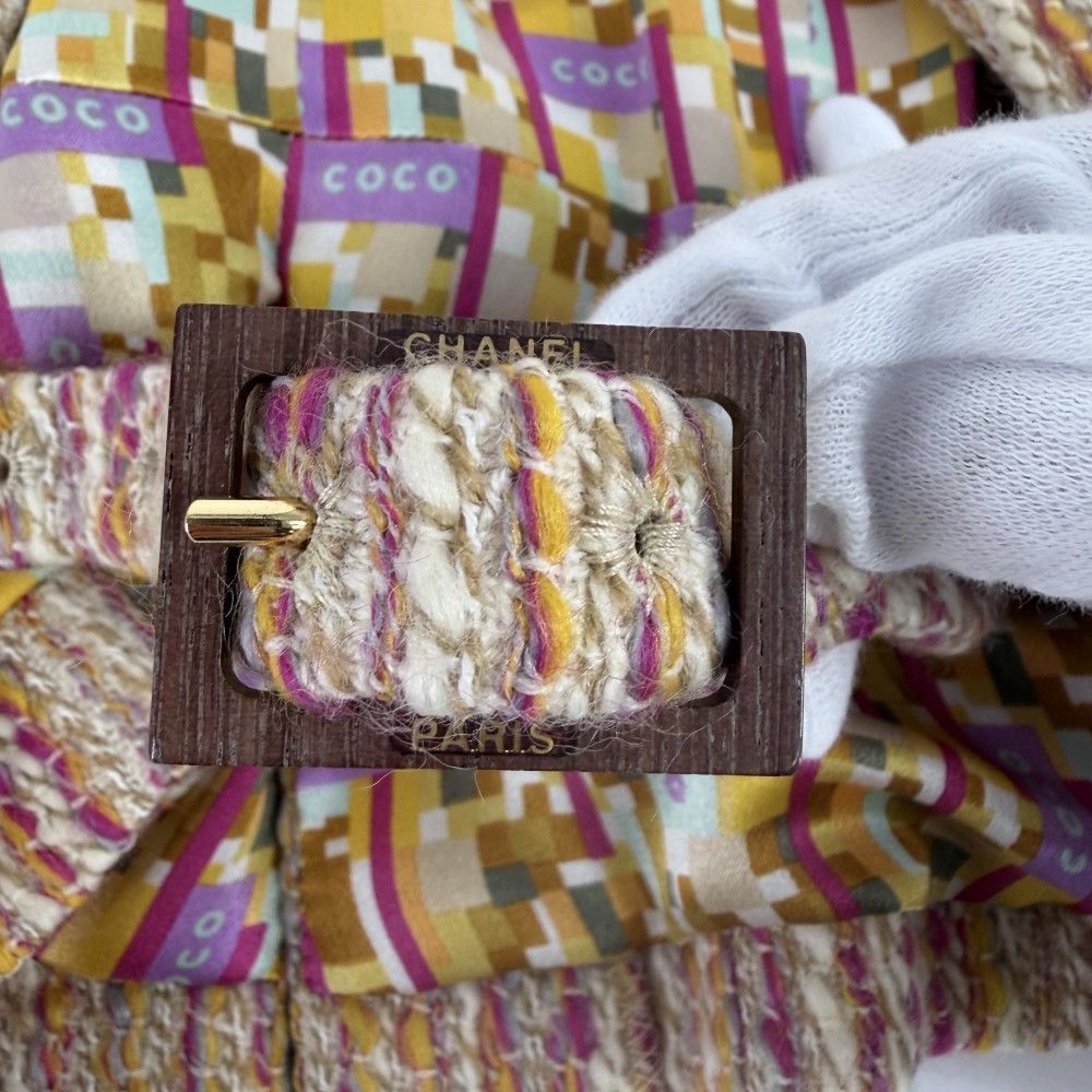 Chanel Tweed Belted Jacket 38 Beige Pink Gold Wool Spring Autumn — view 4