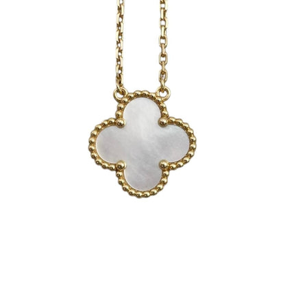 Van Cleef & Arpels Necklace Vintage Alhambra Pendant Yellow Gold — view 4