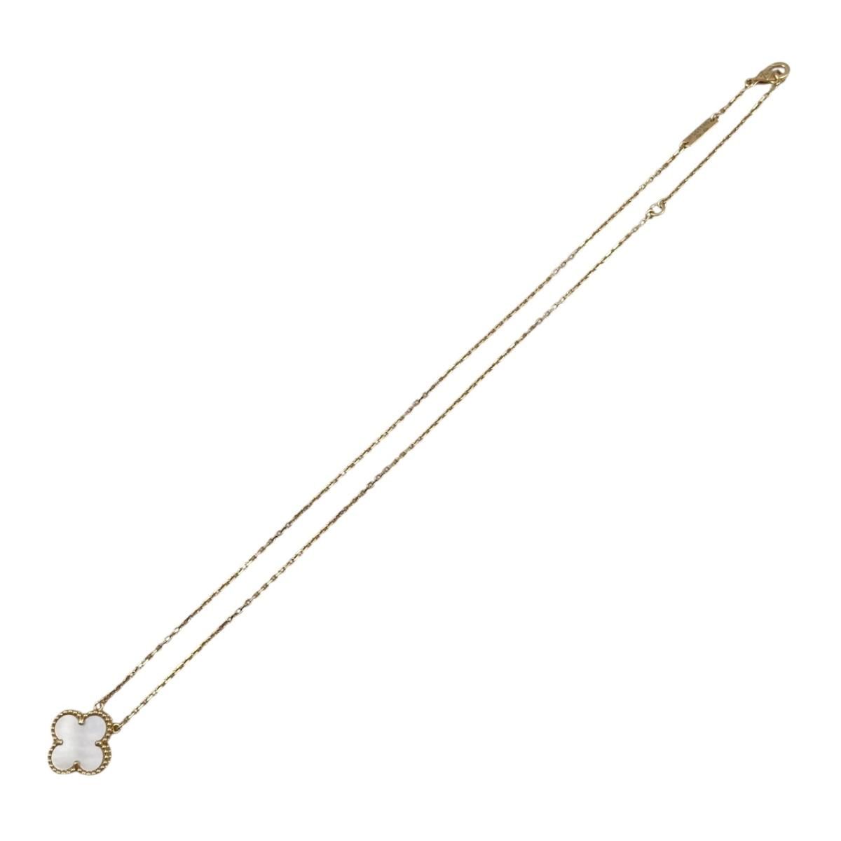 Van Cleef & Arpels Necklace Vintage Alhambra Pendant Yellow Gold — view 6