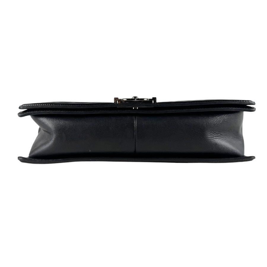 Chanel Shoulder Bag Boy Large — view 4
