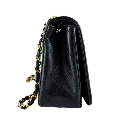 Chanel Shoulder Bag Black — view 2