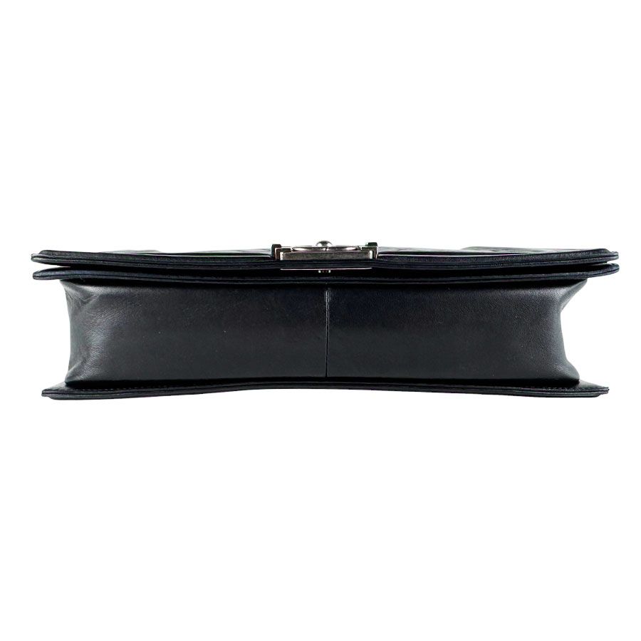 Chanel Shoulder Bag Boy Large — view 4