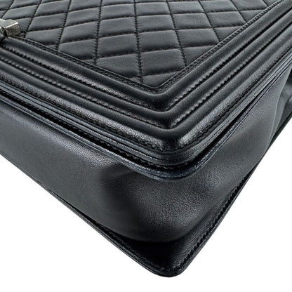 Chanel Shoulder Bag Boy Large — view 8