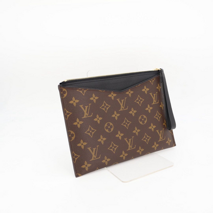 Louis Vuitton Daily Pouch Clutch