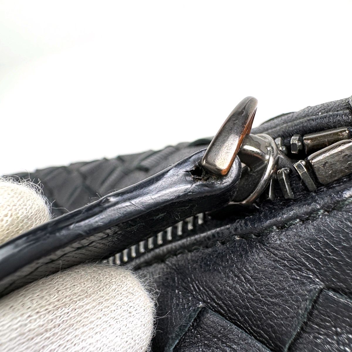 Bottega Veneta Intrecciato Handbag Leather Black — view 6