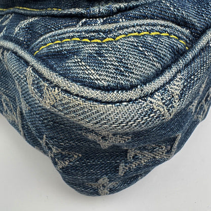 Louis Vuitton Camera Bag Pochette Monogram Denim Blue — view 3