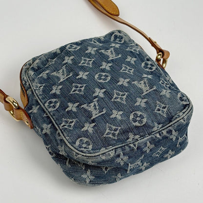 Louis Vuitton Camera Bag Pochette Monogram Denim Blue — view 2