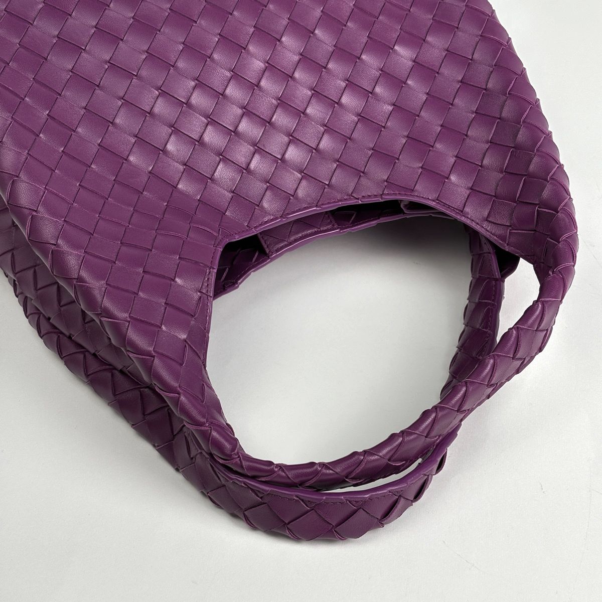Bottega Veneta Campana Intrecciato Tote Bag Leather Purple — view 8