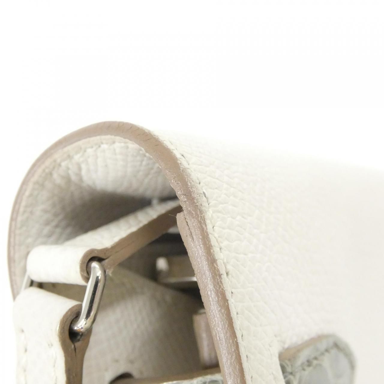 Hermes Kelly Classic To Go Touch Wallet on Chain — view 6