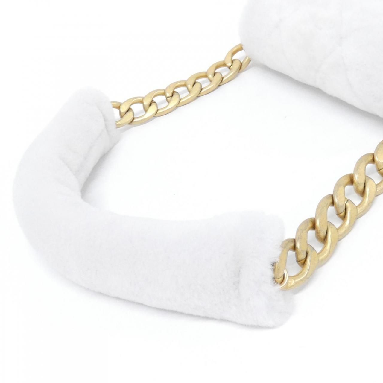 Chanel Shoulder Bag White — view 7