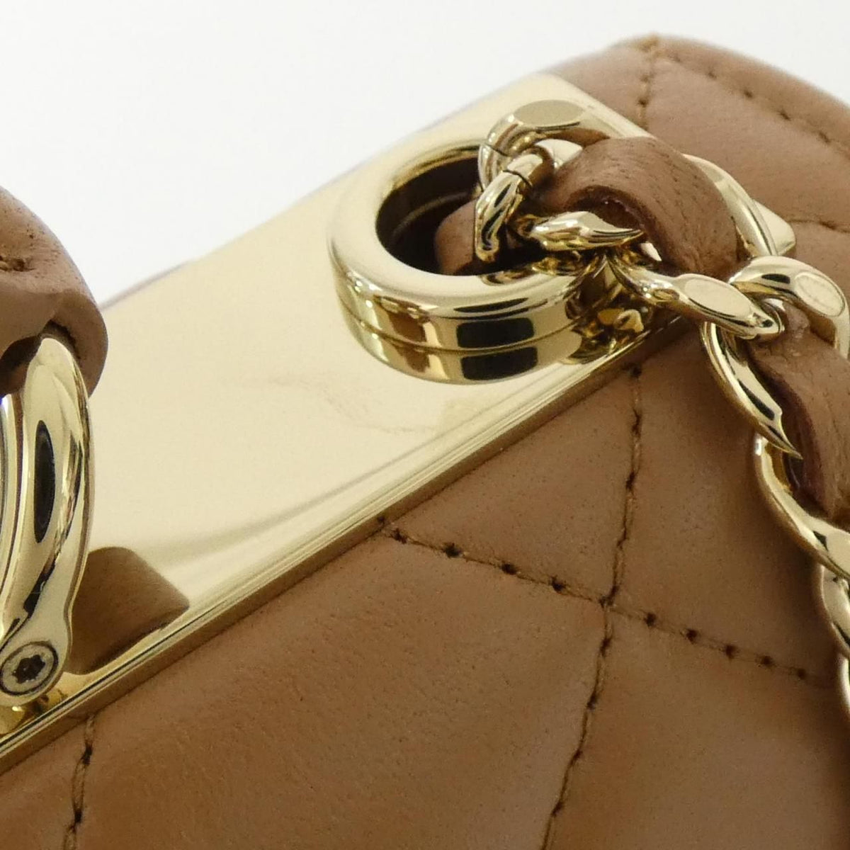 Chanel Chain Clutch Beige — view 5