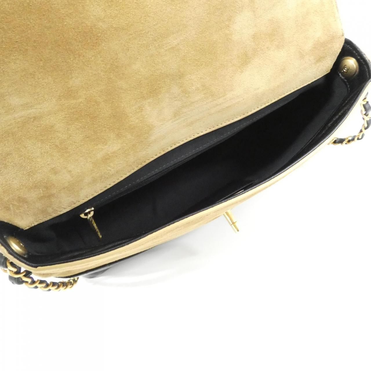 Chanel Bag Handbag Beige — view 7