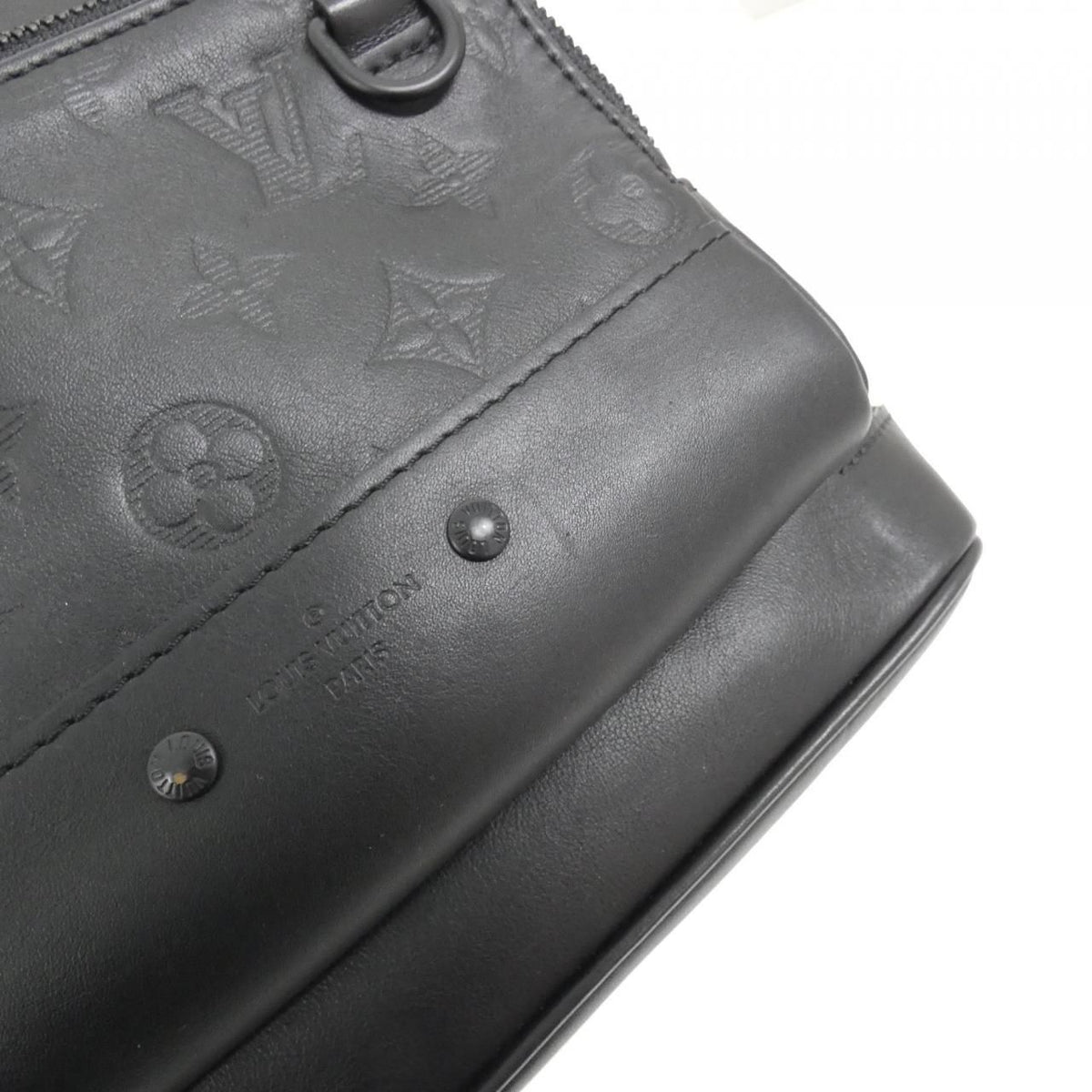 Louis Vuitton Monogram Shadow Leather Sling Bag — view 5