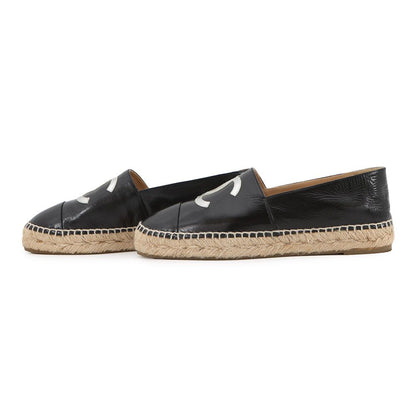 Chanel Espadrilles CC Logo Flat Shoes Patent Leather Slip On Black 37 — view 2