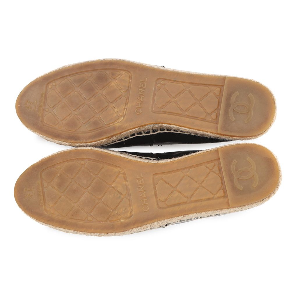 Chanel Espadrilles CC Logo Flat Shoes Patent Leather Slip On Black 37 — view 4