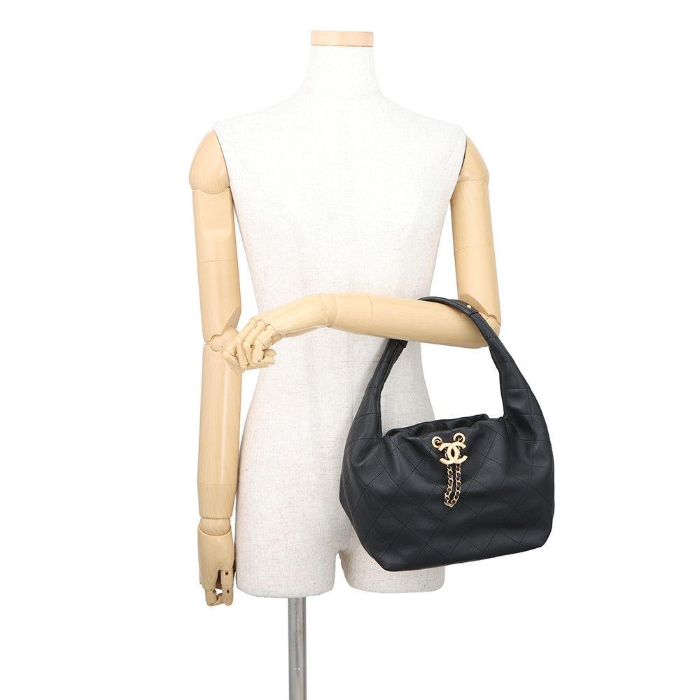 Chanel Handbag Quilted CC Logo Hobo Calfskin Black — view 4