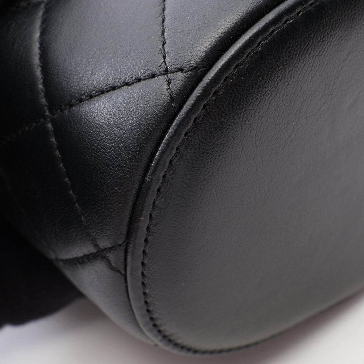 Chanel Shoulder Bag Quilted Small Vanity Black Lambskin Chain — view 6
