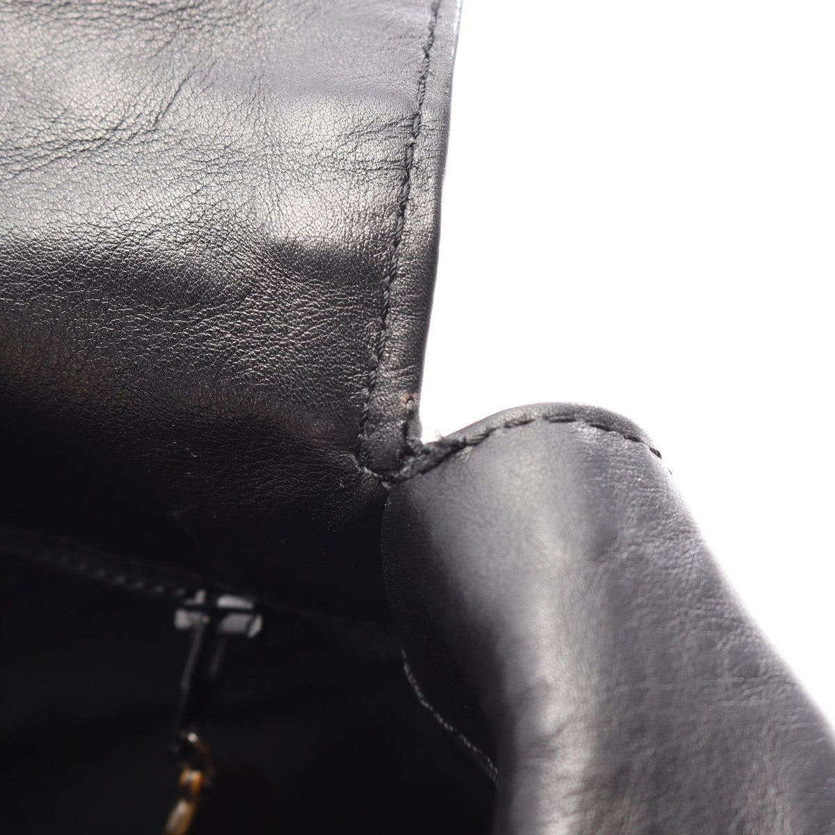 Chanel Shoulder Bag CC Logo Black Lambskin CC — view 6