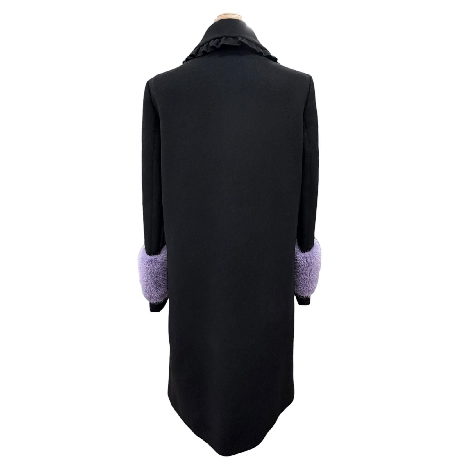 Gucci Wool Mink Interlocking G Pearl Button Frill Coat — view 4