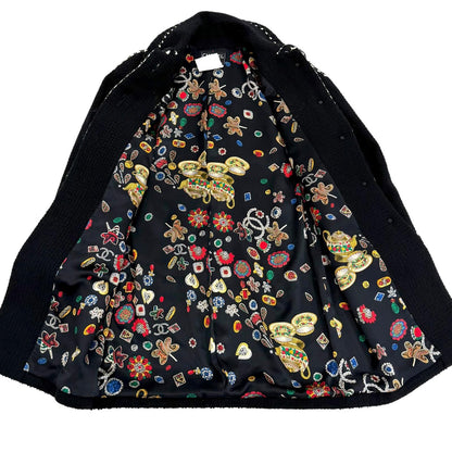 Chanel 91A Vintage Wool CC Logo Gold Button Lining Gripoix Print Tweed Coat — view 5