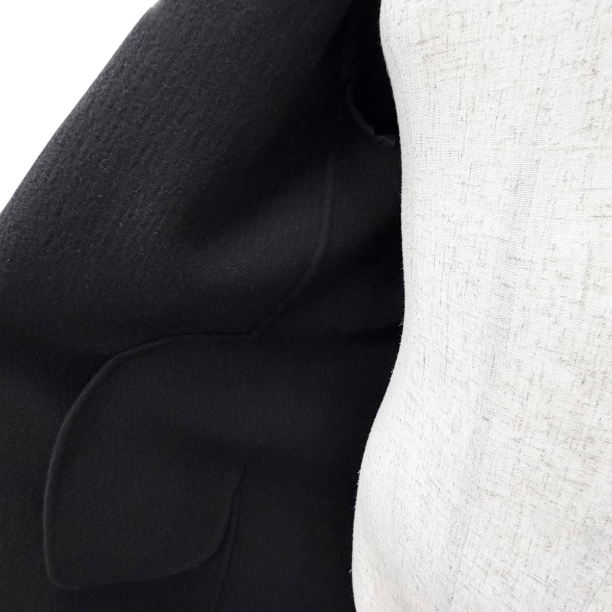 Max Mara White Tag 100% Virgin Wool Belt Wrap Coat Long Simple Black 36 — view 5