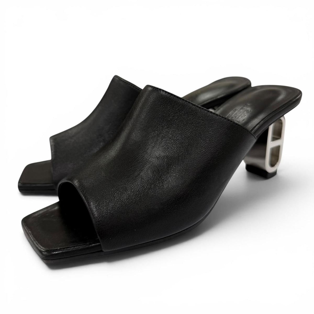 Hermes Iconic Silver Chaine D'Ancre Heels Leather Sandals Black