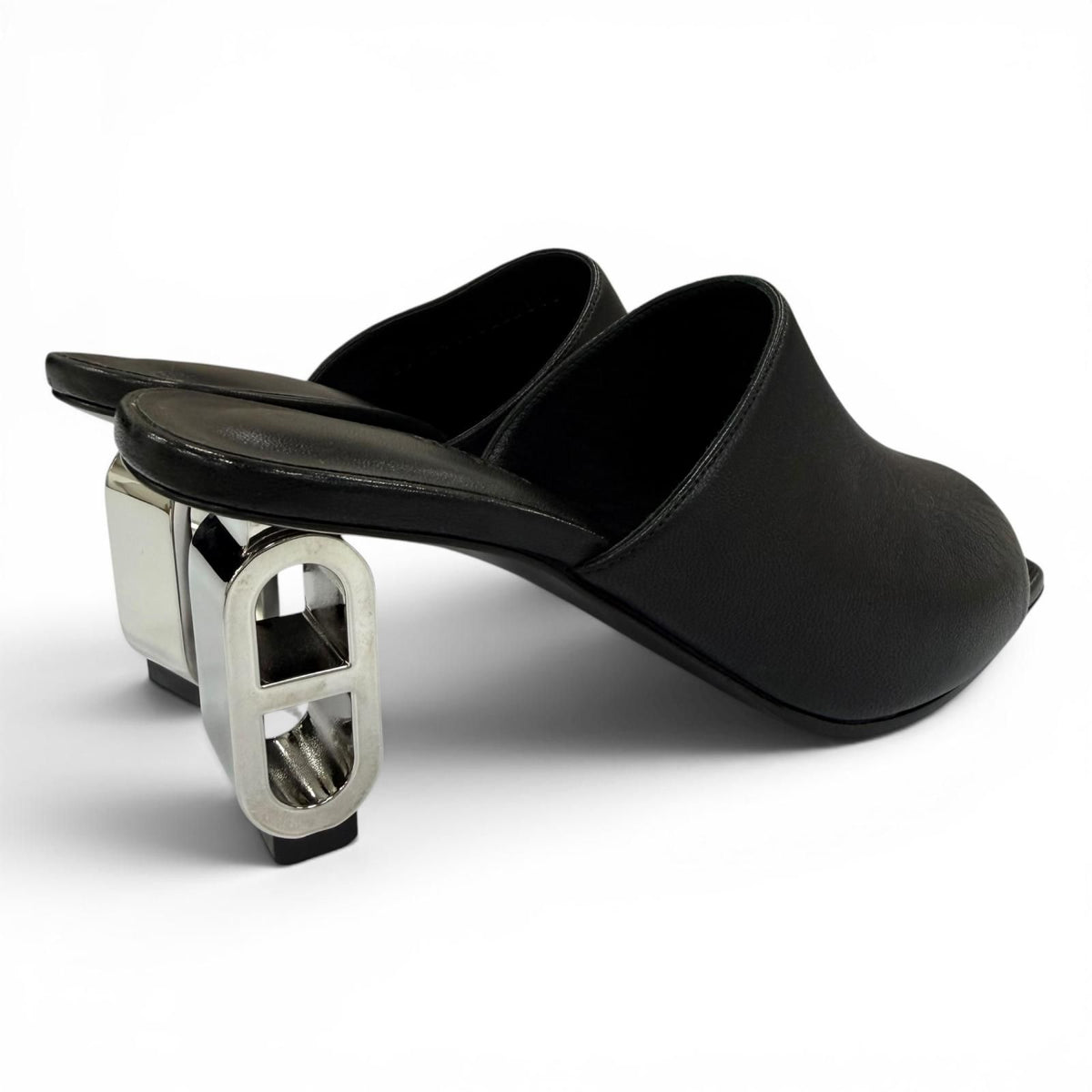 Hermes Iconic Silver Chaine D'Ancre Heels Leather Sandals Black — view 3