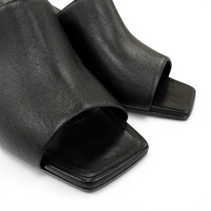 Hermes Iconic Silver Chaine D'Ancre Heels Leather Sandals Black — view 8